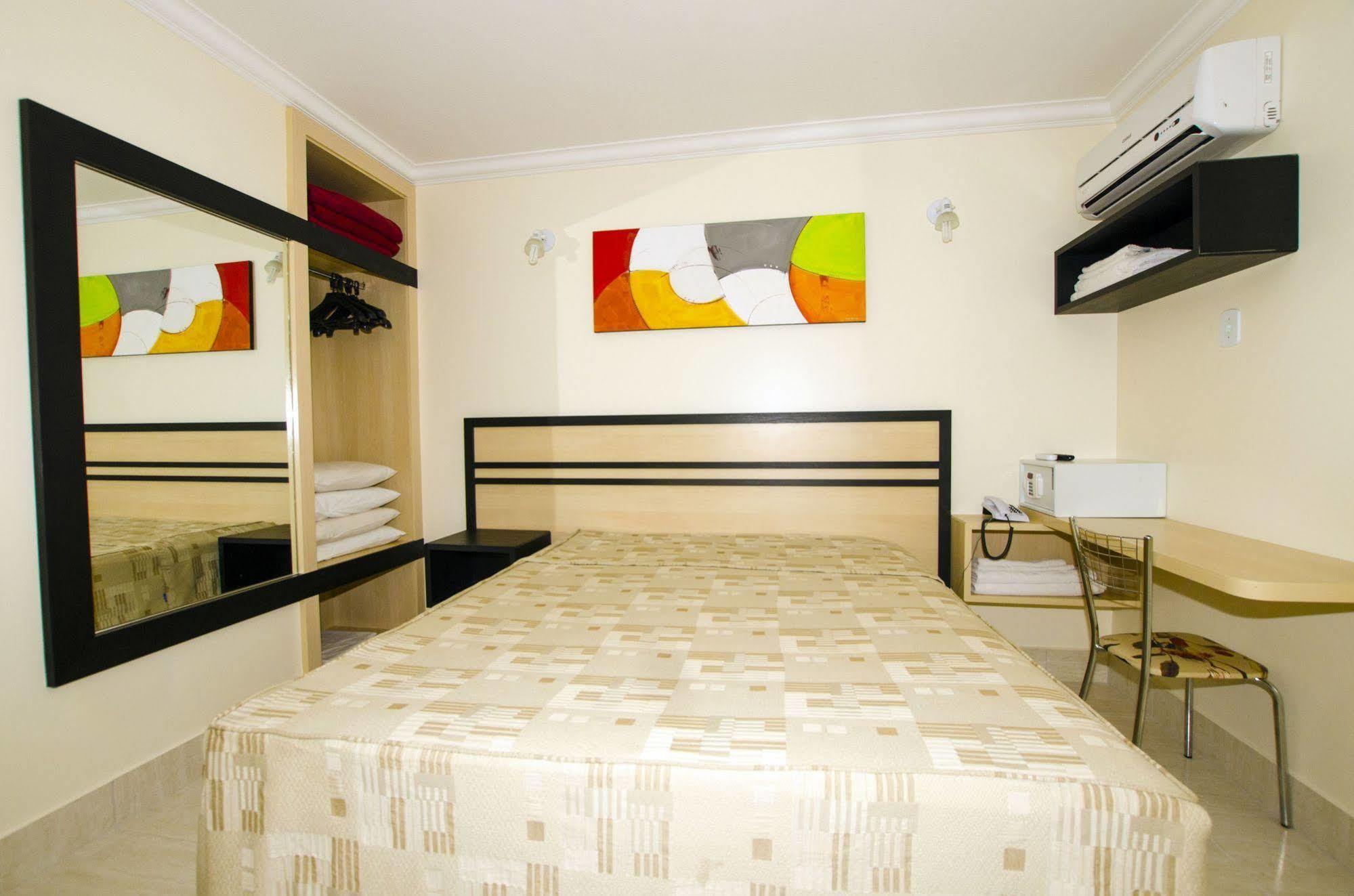 Di Roma Resorts - Reis Imoveis Калдас Новас Екстериор снимка