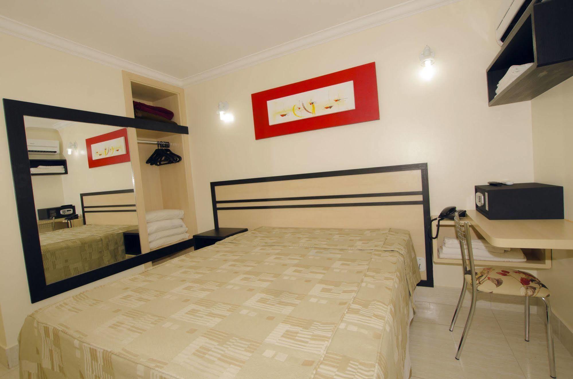 Di Roma Resorts - Reis Imoveis Калдас Новас Екстериор снимка